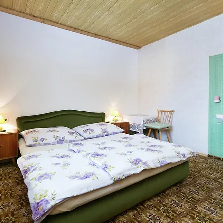 Monika 1 Apartment Fügen